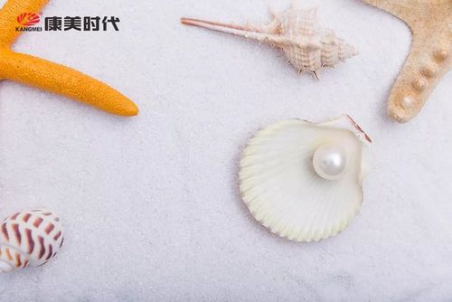 珍珠由贝科动物马氏珍珠贝,蚌科动物三角帆蚌或褶纹冠蚌等双壳类